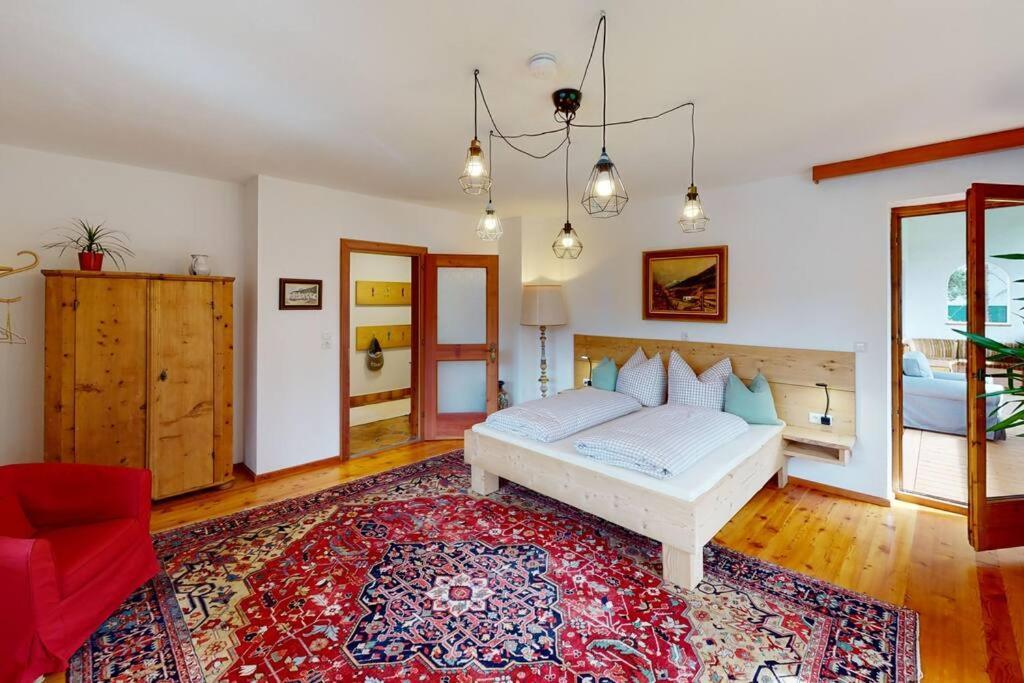 Haus Alberto - Haus Mit 2 Ferienwohnungen Ötztal-Bahnhof Exterior foto